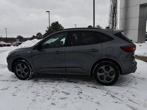 Used 2023 Ford Escape ST-Line image 3