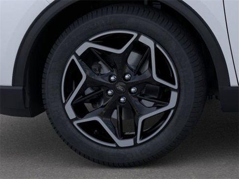 New 2026 Ford Escape Platinum w/ Premium Technology Package image 19