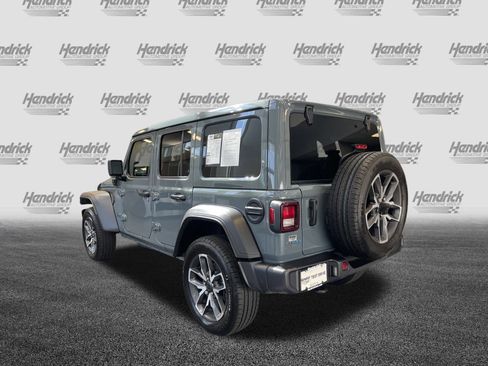 Used 2025 Jeep Wrangler Sport S w/ Convenience Group image 8