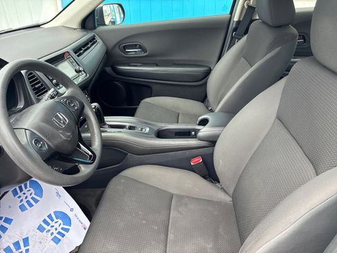 Used 2021 Honda HR-V LX image 7