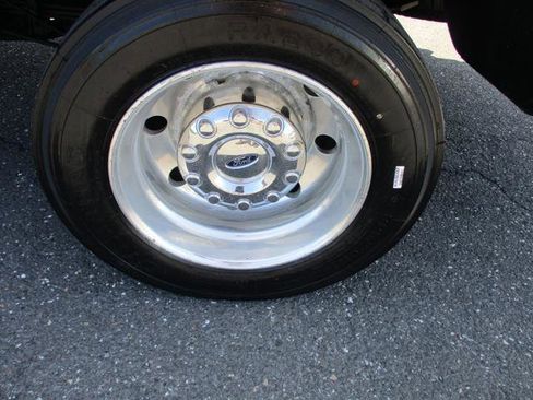 Used 2019 Ford F450 Platinum w/ Platinum Ultimate Package image 14