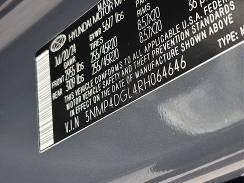 Used 2024 Hyundai Santa Fe Limited image 18