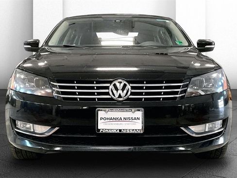 Used 2013 Volkswagen Passat TDI SEL Premium image 2