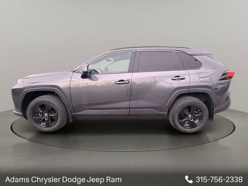 Used 2021 Toyota RAV4 XLE w/ Convenience Package image 6