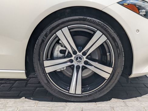 Used 2024 Mercedes-Benz C 300 Sedan image 12