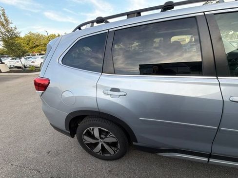 Used 2020 Subaru Forester Touring AWD/4WD image 3