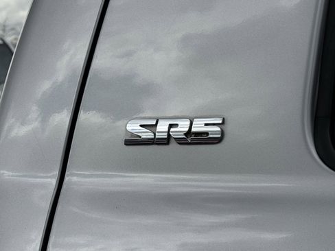 Used 2014 Toyota Tundra SR5 w/ SR5 Upgrade Package image 42