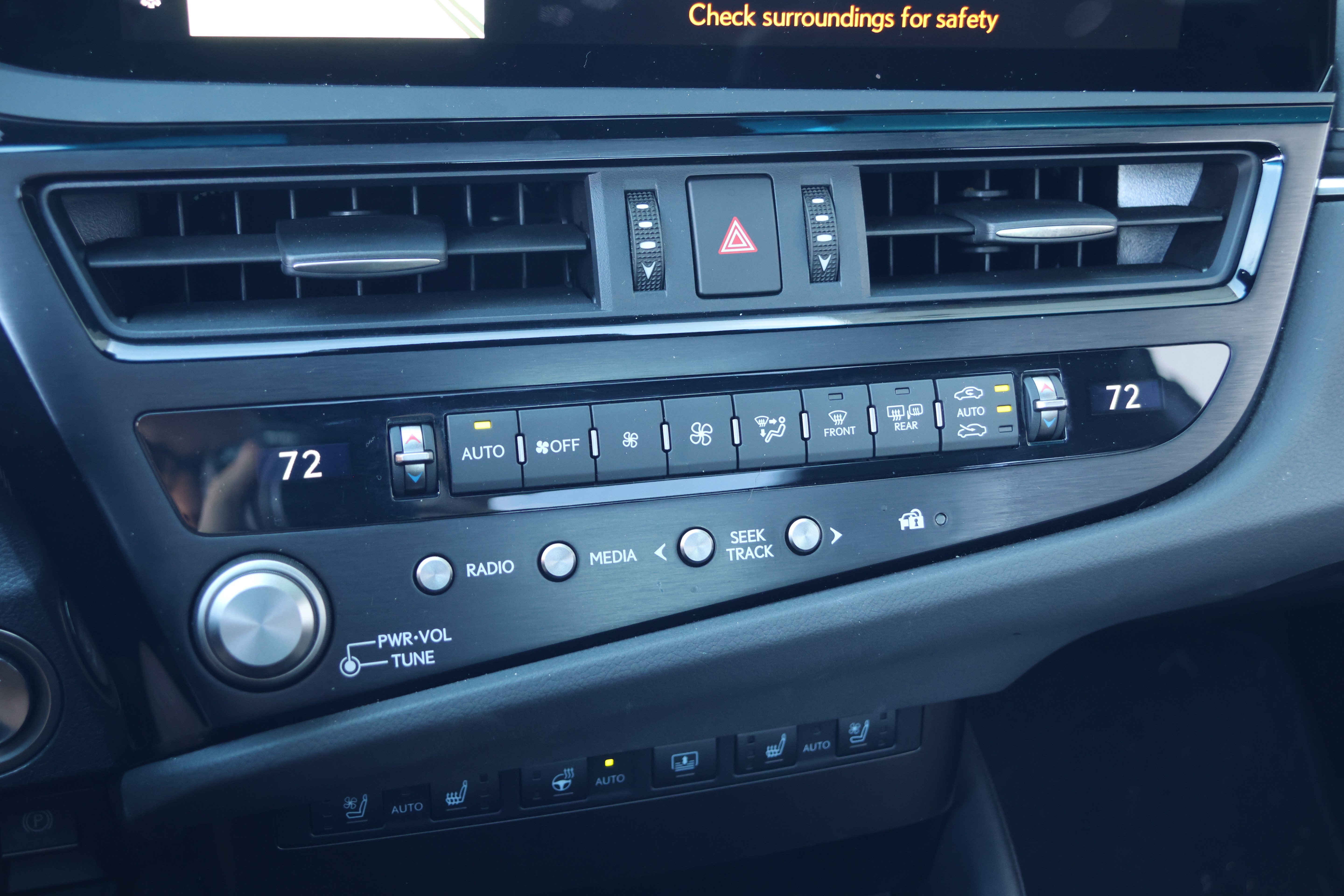 Used 2025 Lexus ES 350 Ultra Luxury w/ Accessory Package (Z2) FWD image 23
