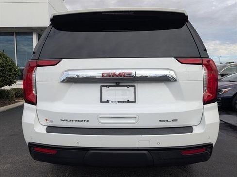 Used 2022 GMC Yukon XL SLE w/ Max Trailering Package image 5