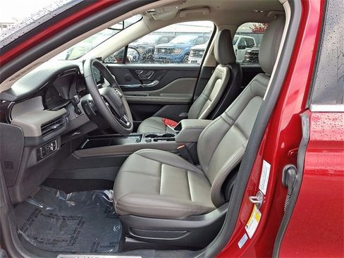 Used 2023 Lincoln Corsair AWD image 13