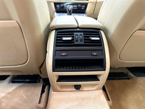 Used 2014 BMW 550i Sedan image 37