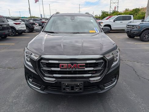 Used 2024 GMC Terrain AT4 w/ Tech Package AWD/4WD image 2