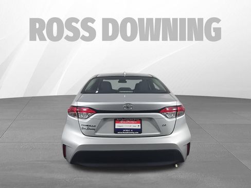 Used 2024 Toyota Corolla LE FWD image 5