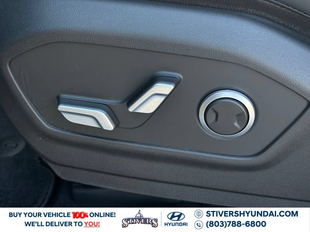 Used 2024 Hyundai Santa Fe SEL FWD image 30