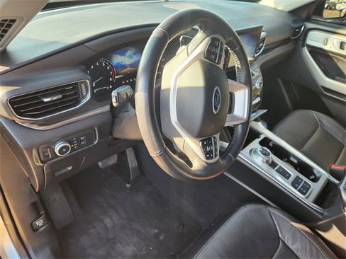 Used 2020 Ford Explorer Limited image 8