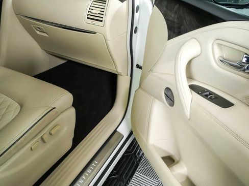 Used 2020 INFINITI QX80 Luxe w/ Sensory Package AWD/4WD image 26