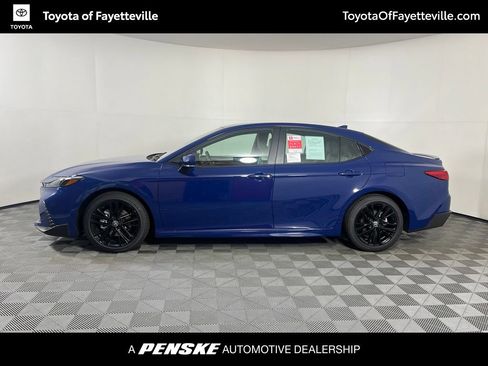 Used 2026 Toyota Camry SE w/ Convenience Package FWD image 2