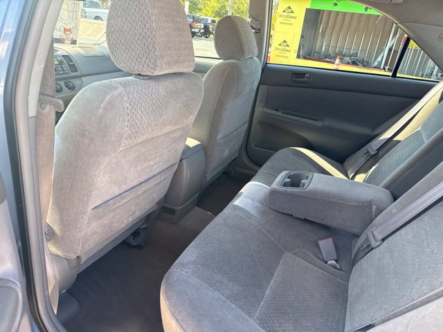 Used 2002 Toyota Camry LE w/ Pkg 7 FWD image 14