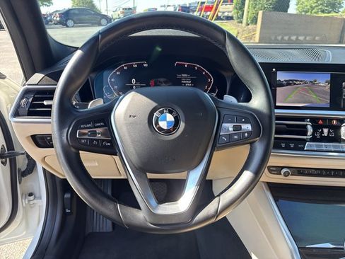 Used 2021 BMW 330i Sedan w/ Convenience Package RWD image 17