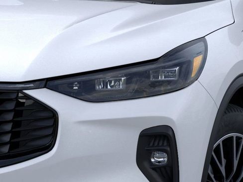 New 2026 Ford Escape SE w/ PHEV Premium Package FWD image 20