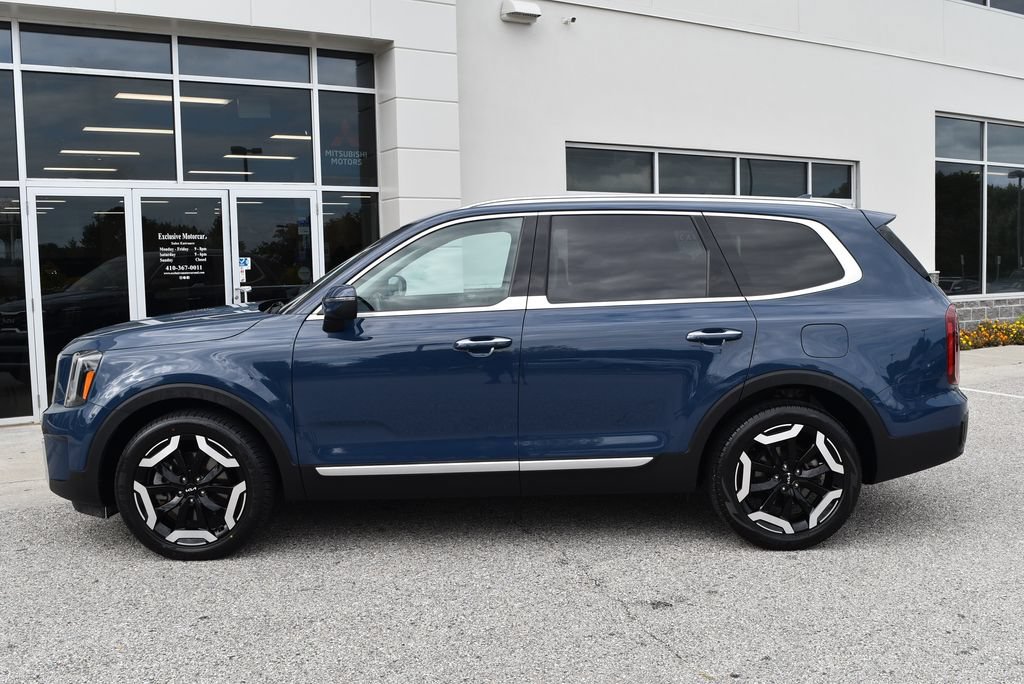Used 2025 Kia Telluride S AWD/4WD image 4