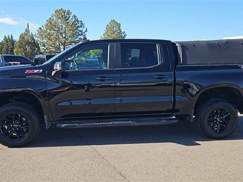 Used 2021 Chevrolet Silverado 1500 LT Trail Boss w/ Convenience Package II image 5