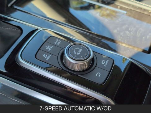 Used 2024 INFINITI QX80 Luxe image 21