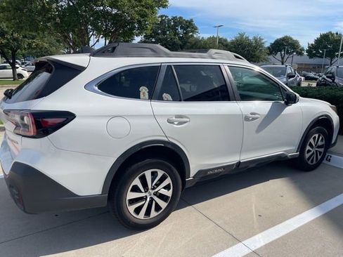 Used 2021 Subaru Outback Premium AWD/4WD image 3