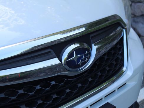 Used 2014 Subaru Forester 2.5i Limited image 39