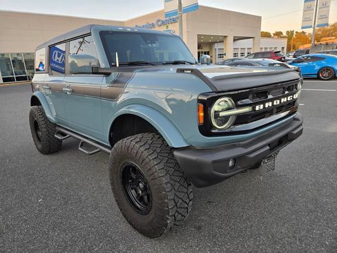 Used 2021 Ford Bronco Outer Banks AWD/4WD image 3
