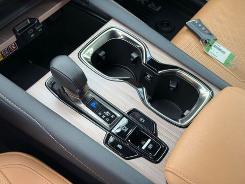 Certified 2025 Lexus RX 350 Premium Plus w/ Convenience Package FWD image 36
