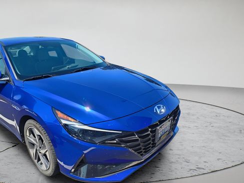 Used 2023 Hyundai Elantra Limited FWD image 1