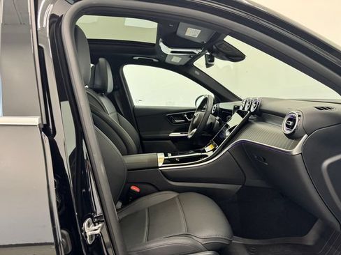 Certified 2026 Mercedes-Benz GLC 300 image 17