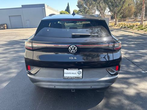 Used 2023 Volkswagen ID.4 Pro S AWD/4WD image 5