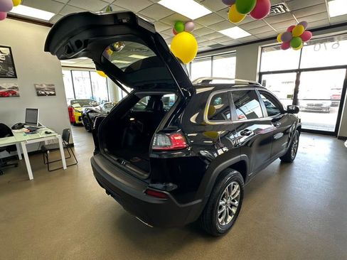 Used 2021 Jeep Cherokee Latitude Lux w/ Sun & Sound Group image 18