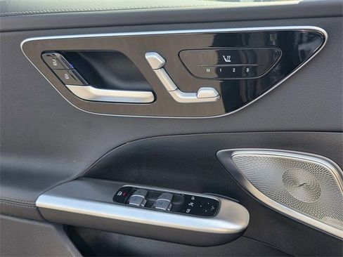 Used 2024 Mercedes-Benz C 300 4MATIC Sedan image 17