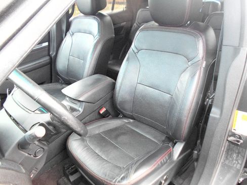 Used 2016 Ford Explorer Sport w/ Equipment Group 401A image 10