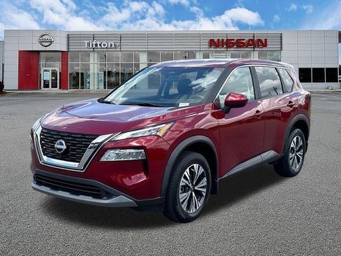 Used 2023 Nissan Rogue SV FWD image 3