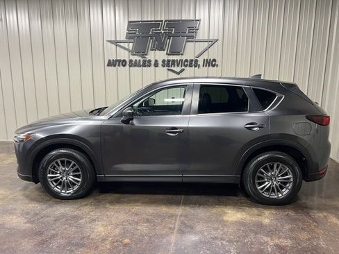 Used 2017 MAZDA CX-5 Touring image 3
