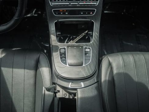 Used 2022 Mercedes-Benz E 350 4MATIC Sedan image 26