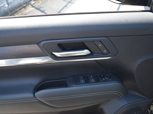 Used 2025 GMC Terrain Elevation AWD/4WD image 10