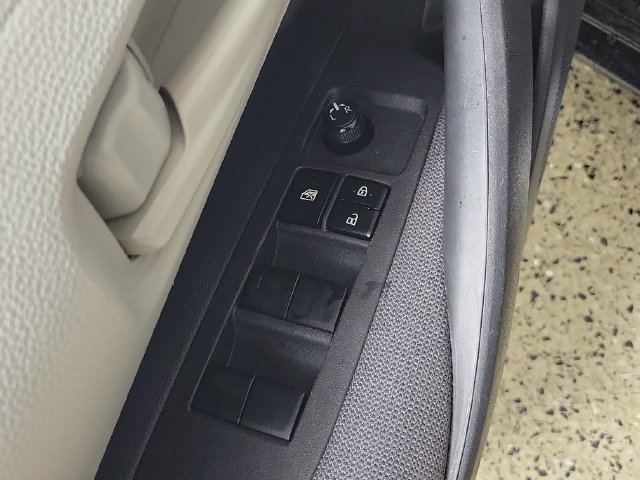 Used 2024 Toyota Corolla LE FWD image 22
