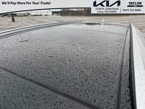Used 2024 Kia Sorento S w/ Panoramic Sunroof Package AWD/4WD image 13
