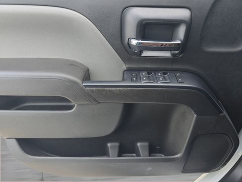 Used 2018 GMC Sierra 1500 4WD Crew Cab 153.0 image 12