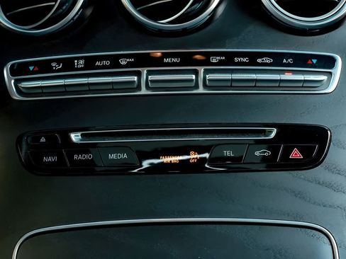Used 2019 Mercedes-Benz GLC 43 AMG 4MATIC Coupe image 33