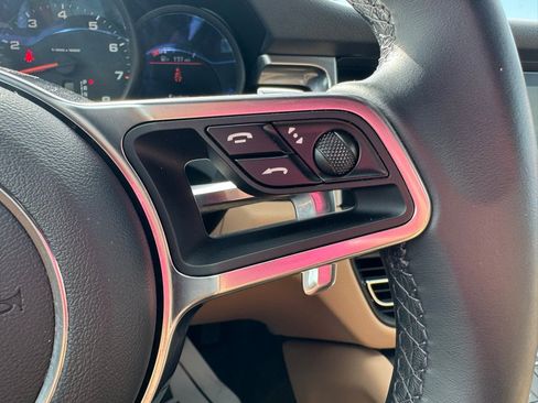 Used 2019 Porsche Macan AWD/4WD image 13