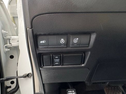 Used 2022 Nissan Armada Platinum AWD/4WD image 15