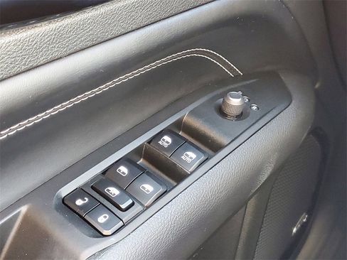 Used 2022 Jeep Compass High Altitude image 16