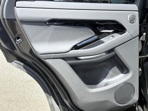 New 2026 Land Rover Range Rover Evoque S AWD/4WD image 12