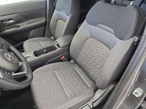 New 2026 Nissan Kicks SV w/ SV Premium Package FWD image 14